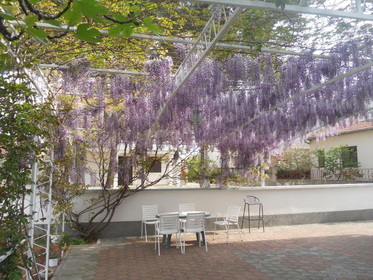 Apartments Gaj โบรดาริตซา ภายนอก รูปภาพ
