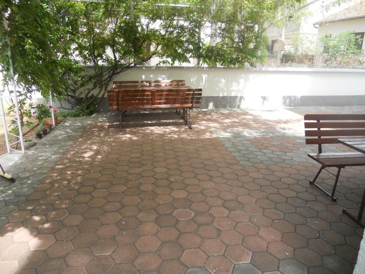Apartments Gaj โบรดาริตซา ภายนอก รูปภาพ