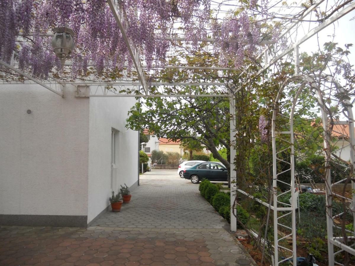 Apartments Gaj โบรดาริตซา ภายนอก รูปภาพ